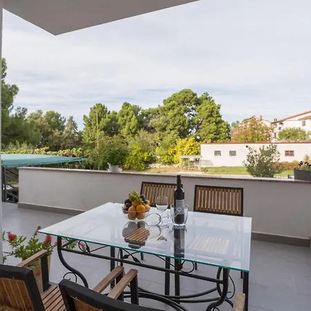 Klimatisierte Marica 2 Mit Balkon Apartment Porec