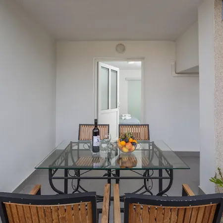 Klimatisierte Marica 2 Mit Balkon *