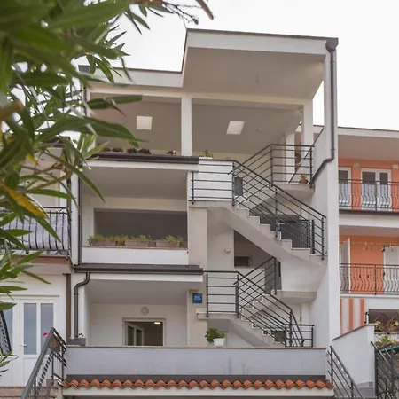 Apartment Klimatisierte Marica 2 Mit Balkon Porec