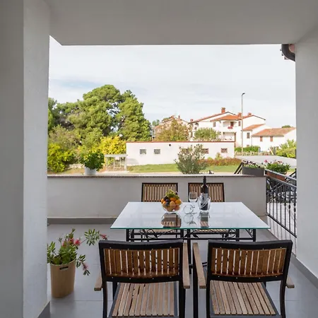 Klimatisierte Marica 2 Mit Balkon Apartment *